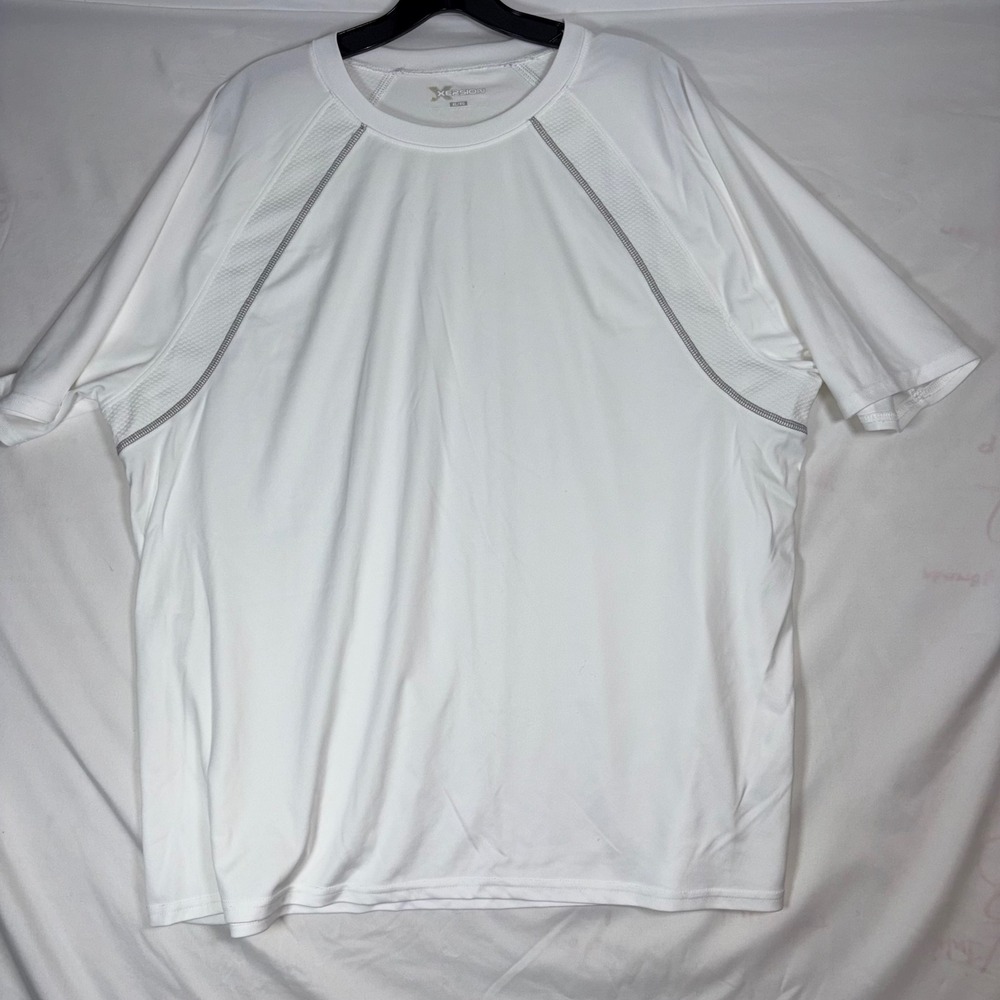 Xersion Performance Wear Mens XL White Short Sleeve Athletic Training Shirt
